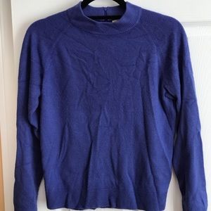 Woolen sweater top